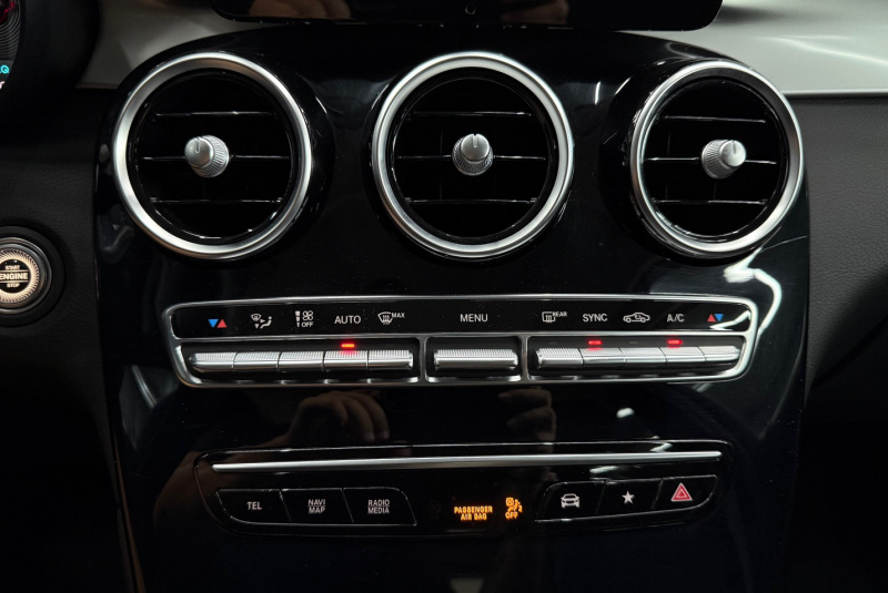  Ponuka vozidiel / Mercedes-Benz GLC SUV 200 4Matic EQ Boost - video
