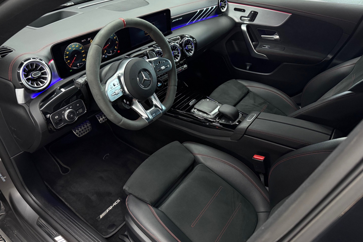 Ponuka vozidiel / Mercedes-Benz CLA Shooting Brake Mercedes-AMG SB 45 S 4MATIC A/T - video Ponuka vozidiel / Mercedes-Benz CLA Shooting Brake Mercedes-AMG SB 45 S 4MATIC A/T - video