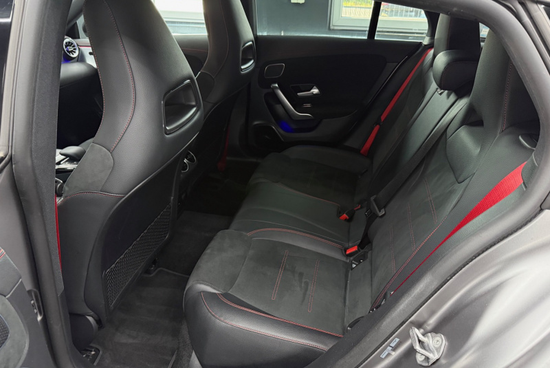  Ponuka vozidiel / Mercedes-Benz CLA Shooting Brake Mercedes-AMG SB 45 S 4MATIC A/T - video