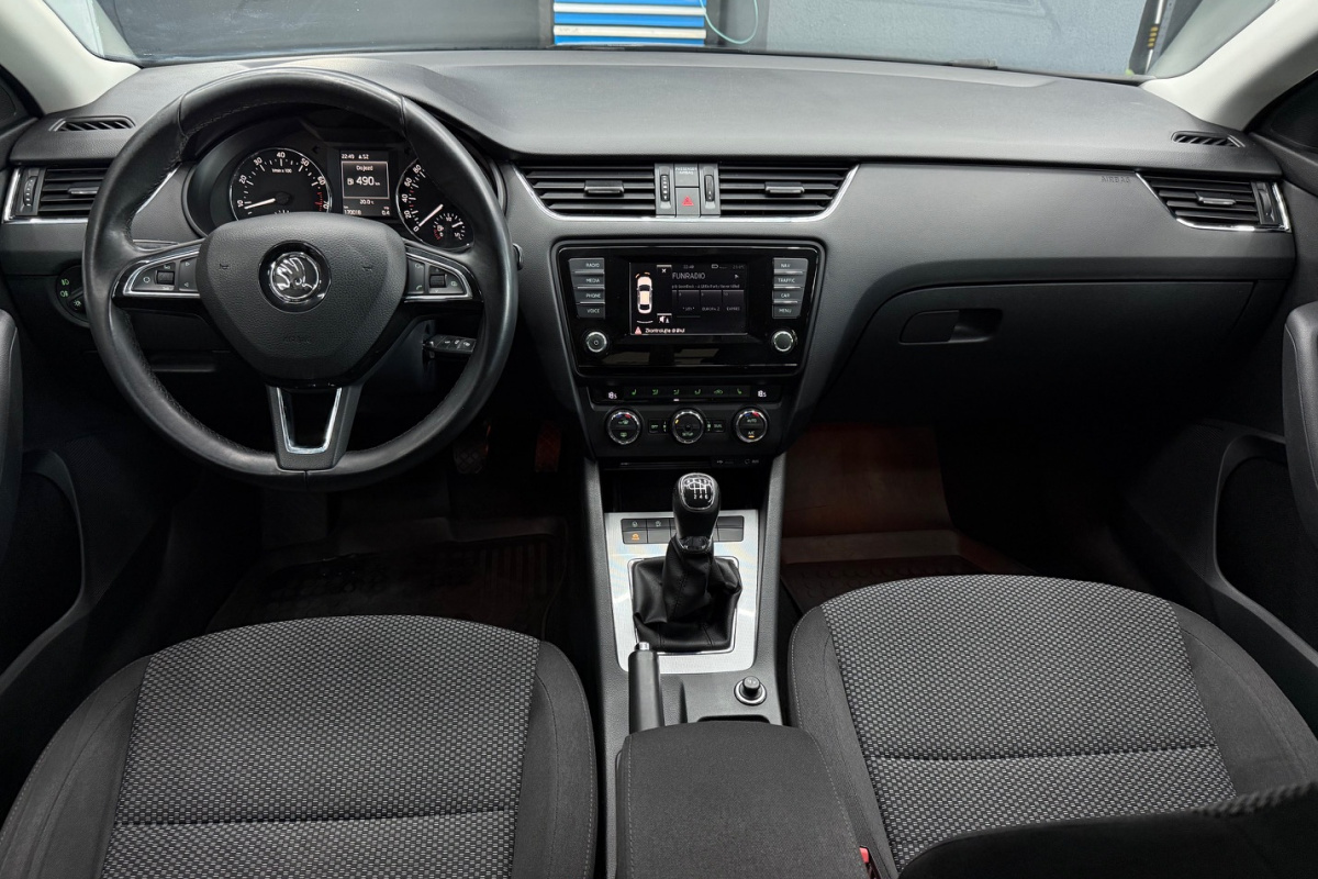 Ponuka vozidiel / Škoda Octavia 1.4 TSI Ambition - video