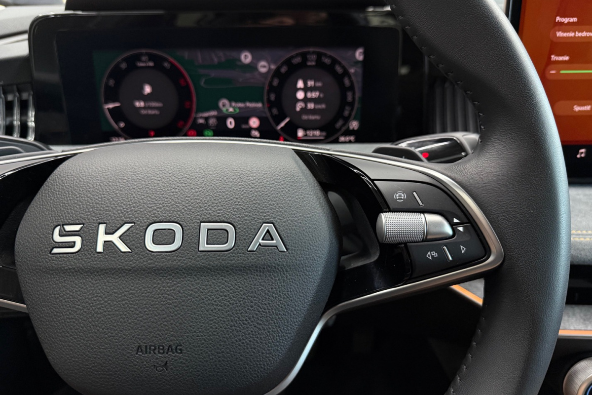 Ponuka vozidiel / Škoda Superb 2.0 TDI Style Plus 110kw AT/7 - video