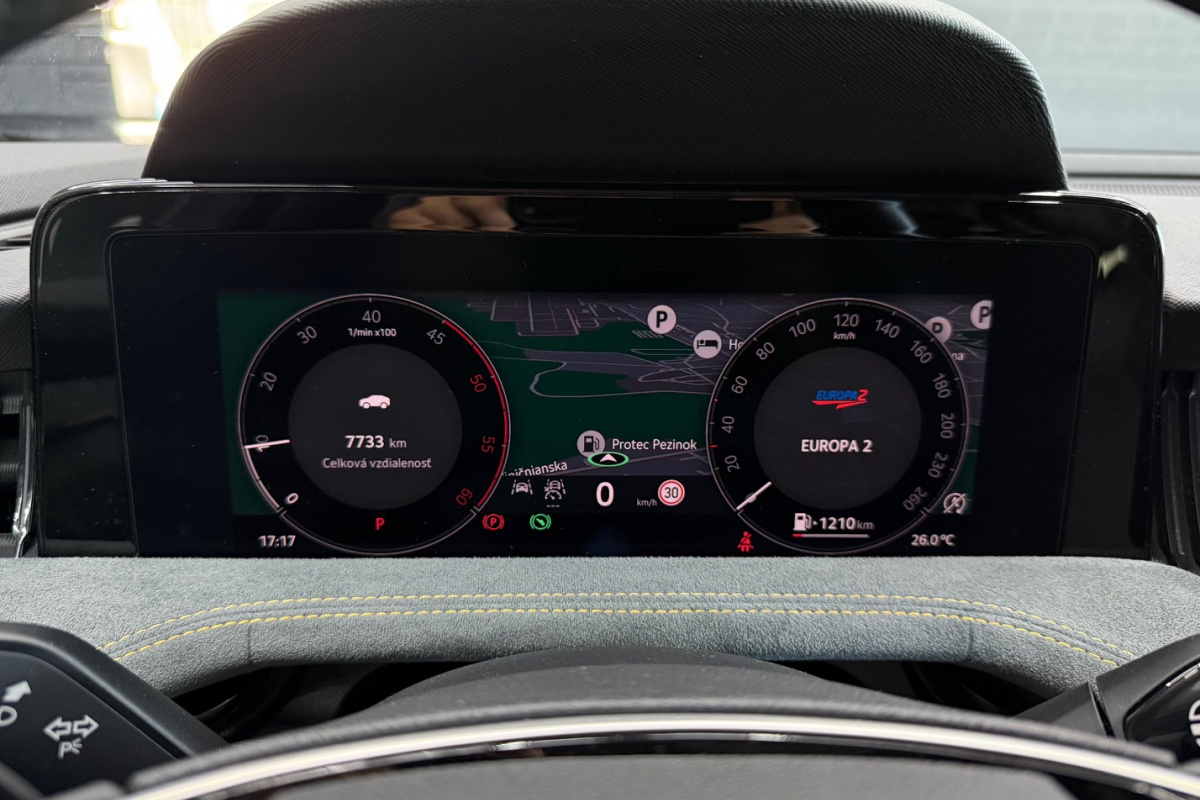 Ponuka vozidiel / Škoda Superb 2.0 TDI Style Plus 110kw AT/7 - video