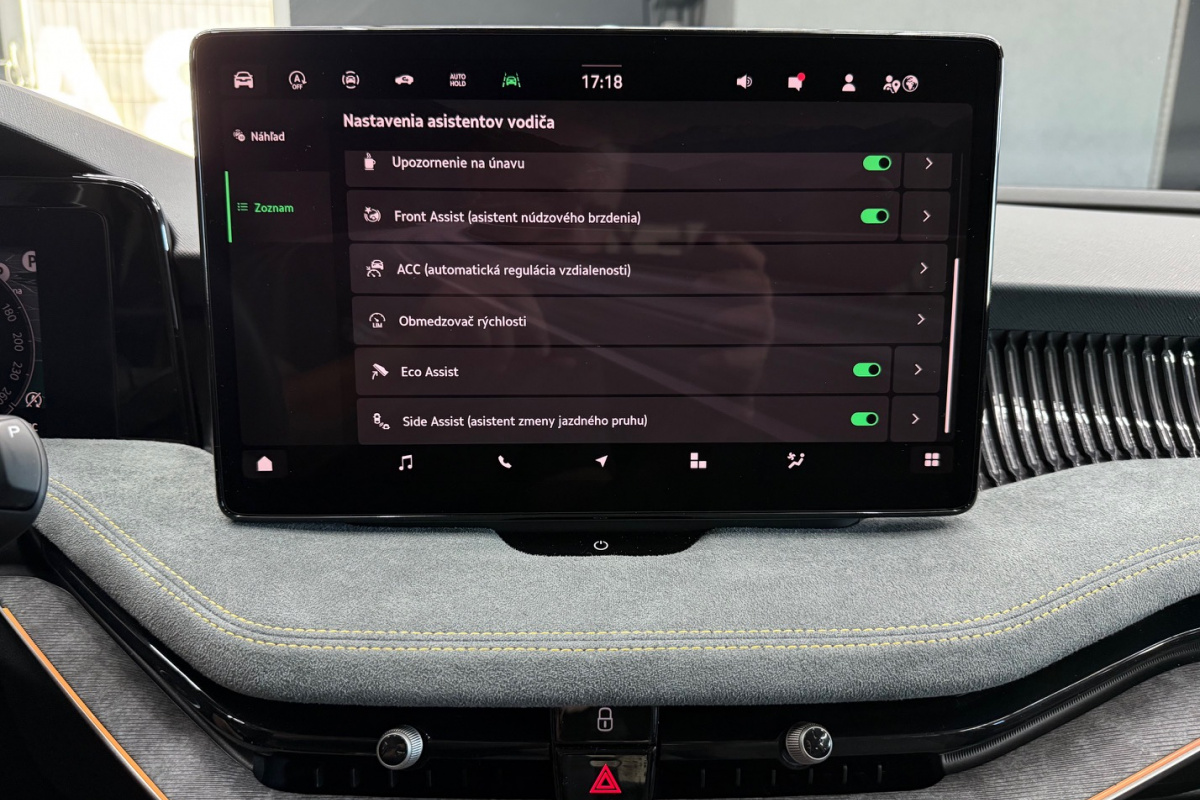 Ponuka vozidiel / Škoda Superb 2.0 TDI Style Plus 110kw AT/7 - video