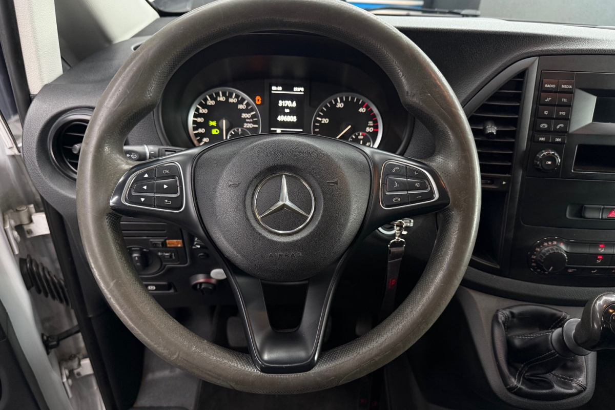Ponuka vozidiel / Mercedes-Benz Vito 111 CDI lang - video