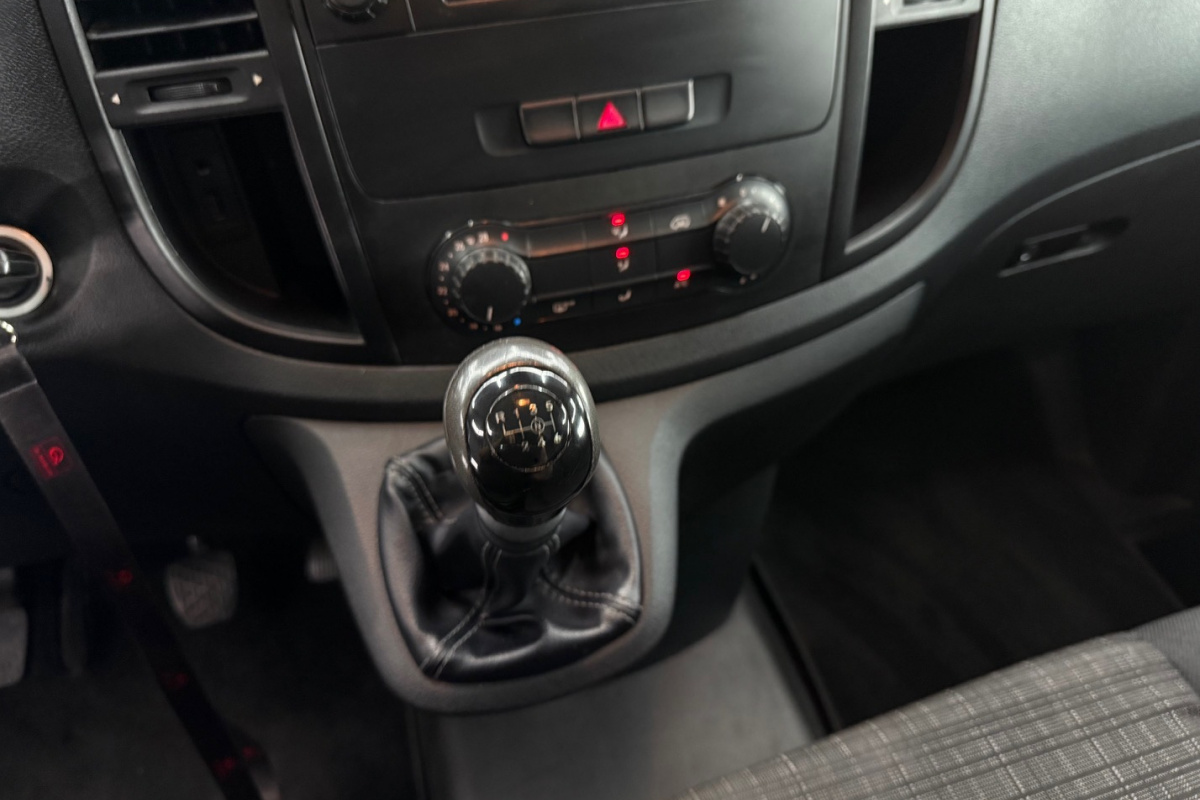 Ponuka vozidiel / Mercedes-Benz Vito 111 CDI lang - video