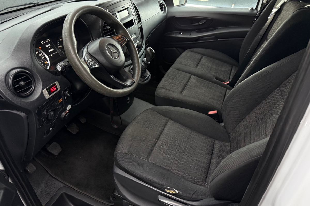 Ponuka vozidiel / Mercedes-Benz Vito 111 CDI lang - video