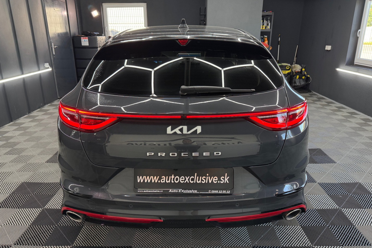 Ponuka vozidiel / Kia ProCeed 1.6 T-GDi GT A/T - video