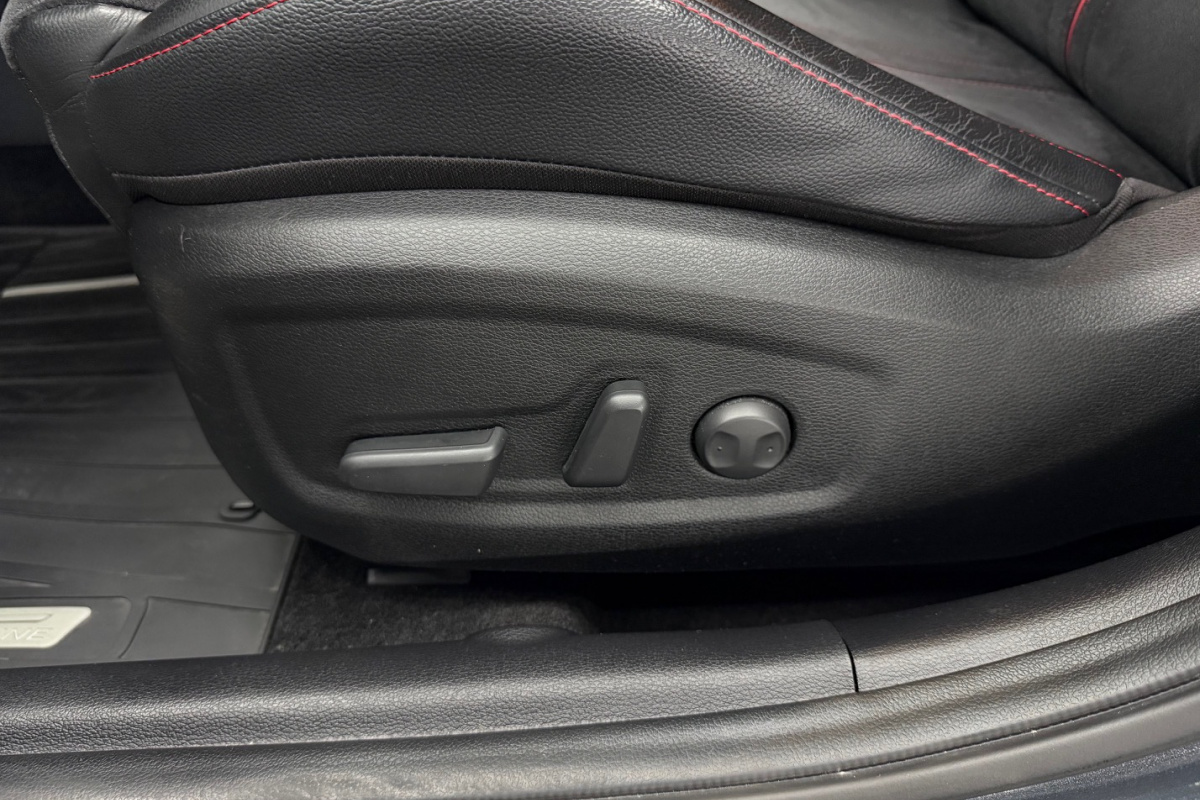 Ponuka vozidiel / Kia ProCeed 1.6 T-GDi GT A/T - video