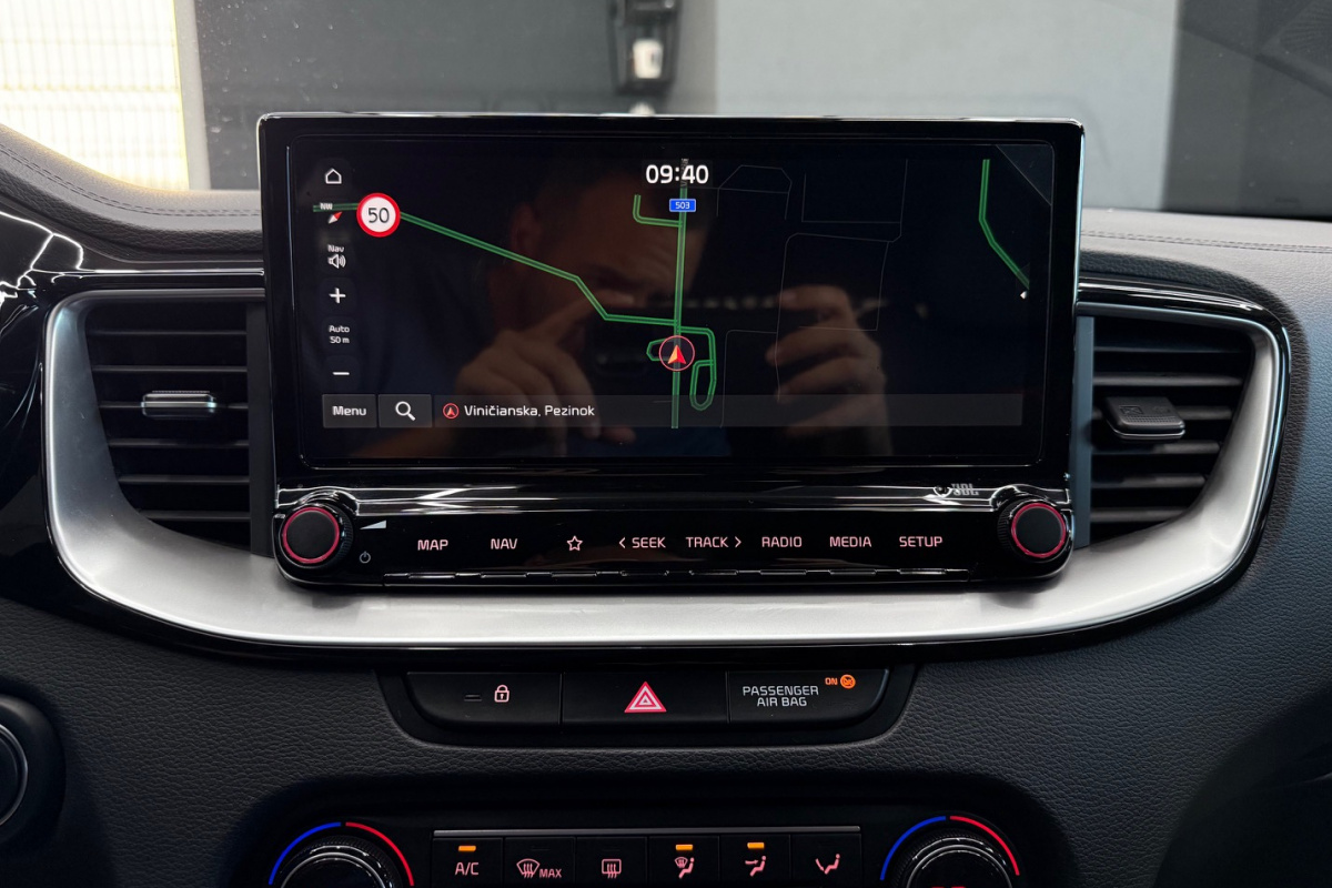 Ponuka vozidiel / Kia ProCeed 1.6 T-GDi GT A/T - video
