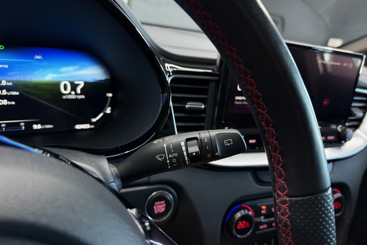 Ponuka vozidiel / Kia ProCeed 1.6 T-GDi GT A/T - video