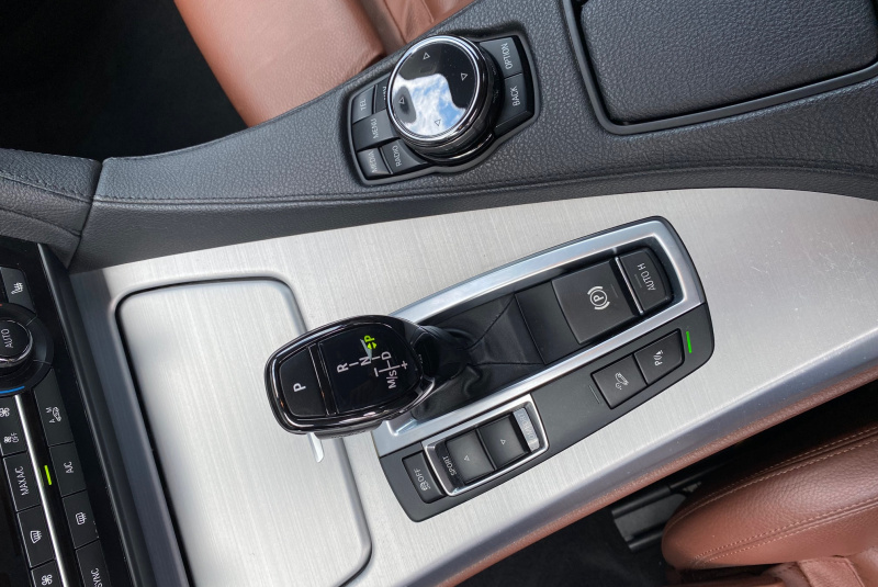 Ponuka vozidiel / BMW Rad 6 Coupé 640d xDrive M Sport - video  Ponuka vozidiel / BMW Rad 6 Coupé 640d xDrive M Sport - video