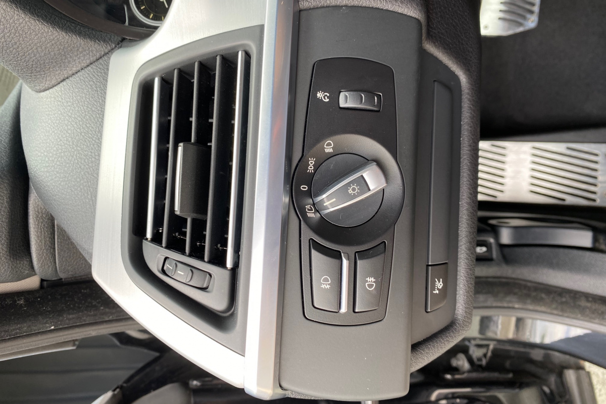 Ponuka vozidiel / BMW Rad 6 Coupé 640d xDrive M Sport - video Ponuka vozidiel / BMW Rad 6 Coupé 640d xDrive M Sport - video