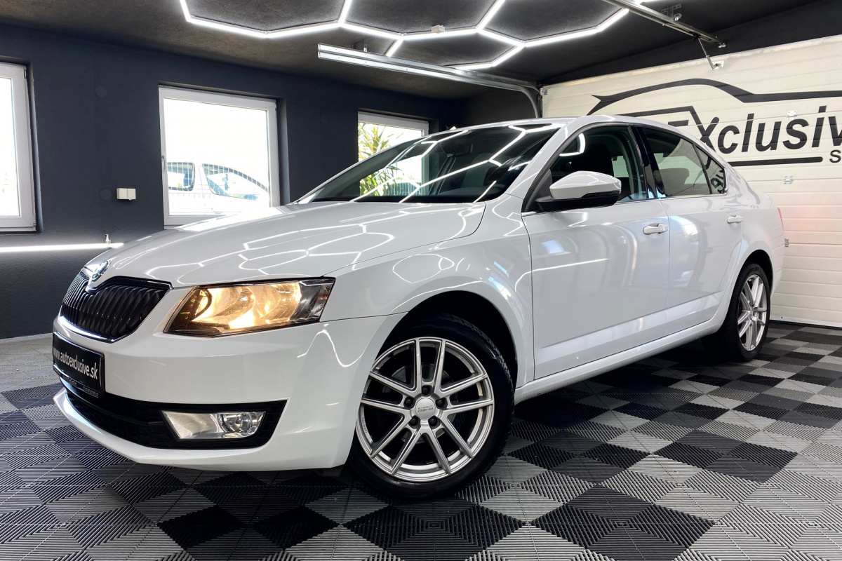 Ponuka vozidiel / Škoda Octavia 1.6 TDI Style DSG - video
