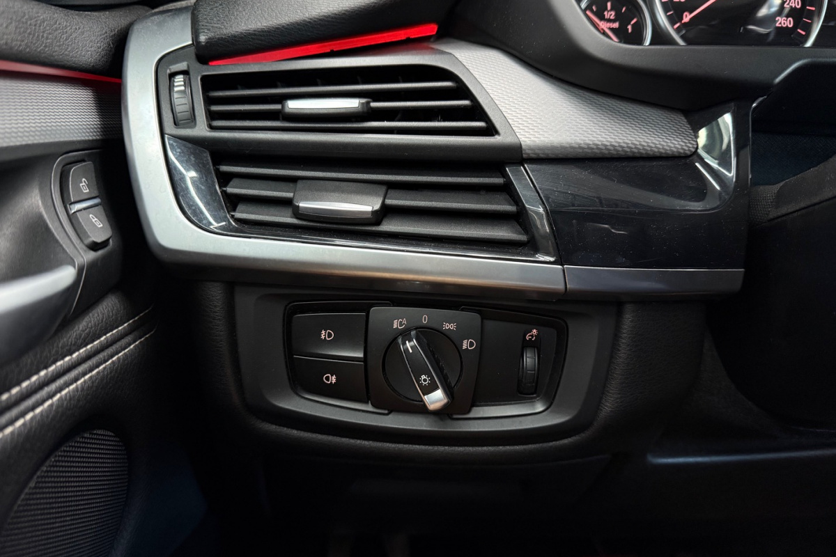 Ponuka vozidiel / BMW X5 XDrive30d A/T  - video