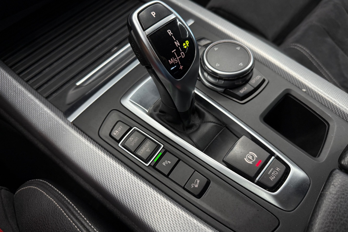 Ponuka vozidiel / BMW X5 XDrive30d A/T  - video