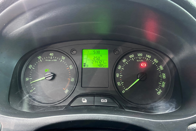  Ponuka vozidiel / Škoda Roomster 1.2 TSI - video