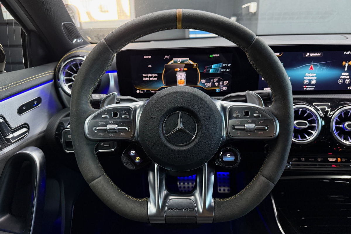 Ponuka vozidiel / Mercedes-Benz A trieda Mercedes-AMG 45 S 4MATIC - video