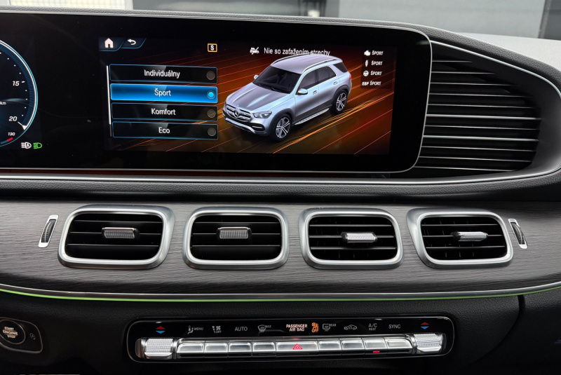  Ponuka vozidiel / Mercedes-Benz GLE SUV 400 d 4MATIC A/T - video
