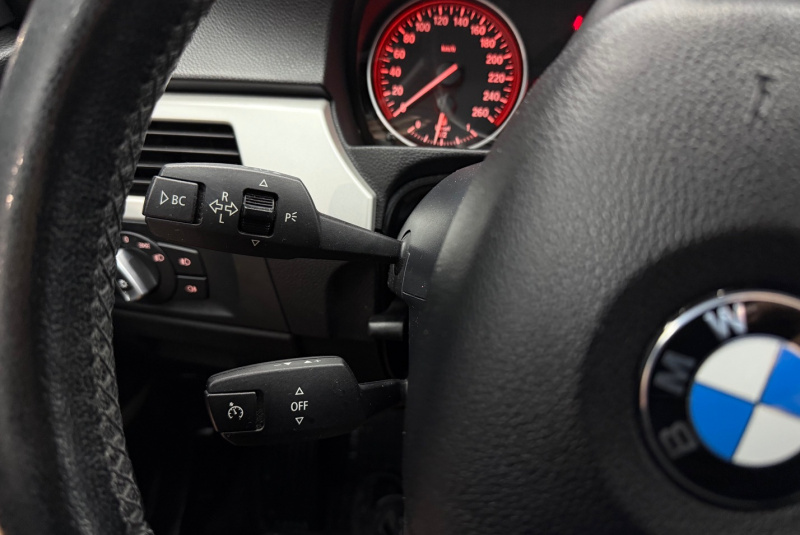  Ponuka vozidiel / BMW Rad 3 330d xDrive A/T - video