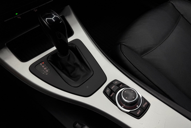  Ponuka vozidiel / BMW Rad 3 330d xDrive A/T - video