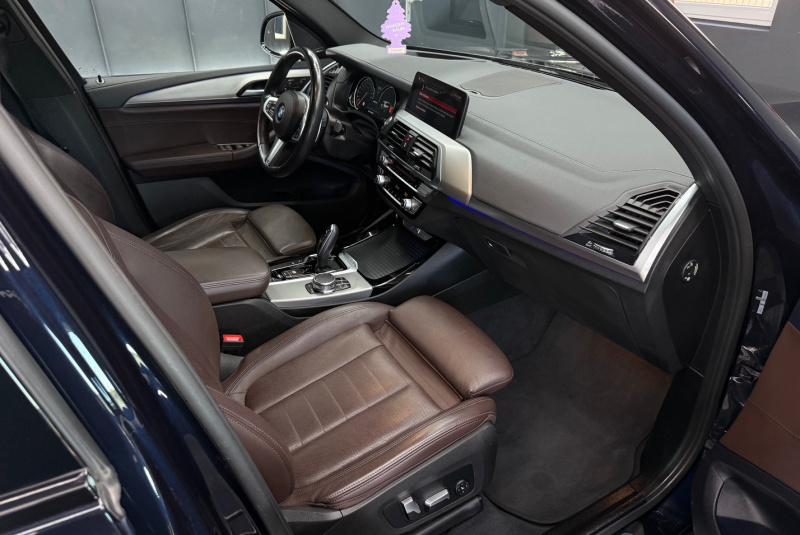 Ponuka vozidiel / BMW X3 M40i A/T - video  Ponuka vozidiel / BMW X3 M40i A/T - video