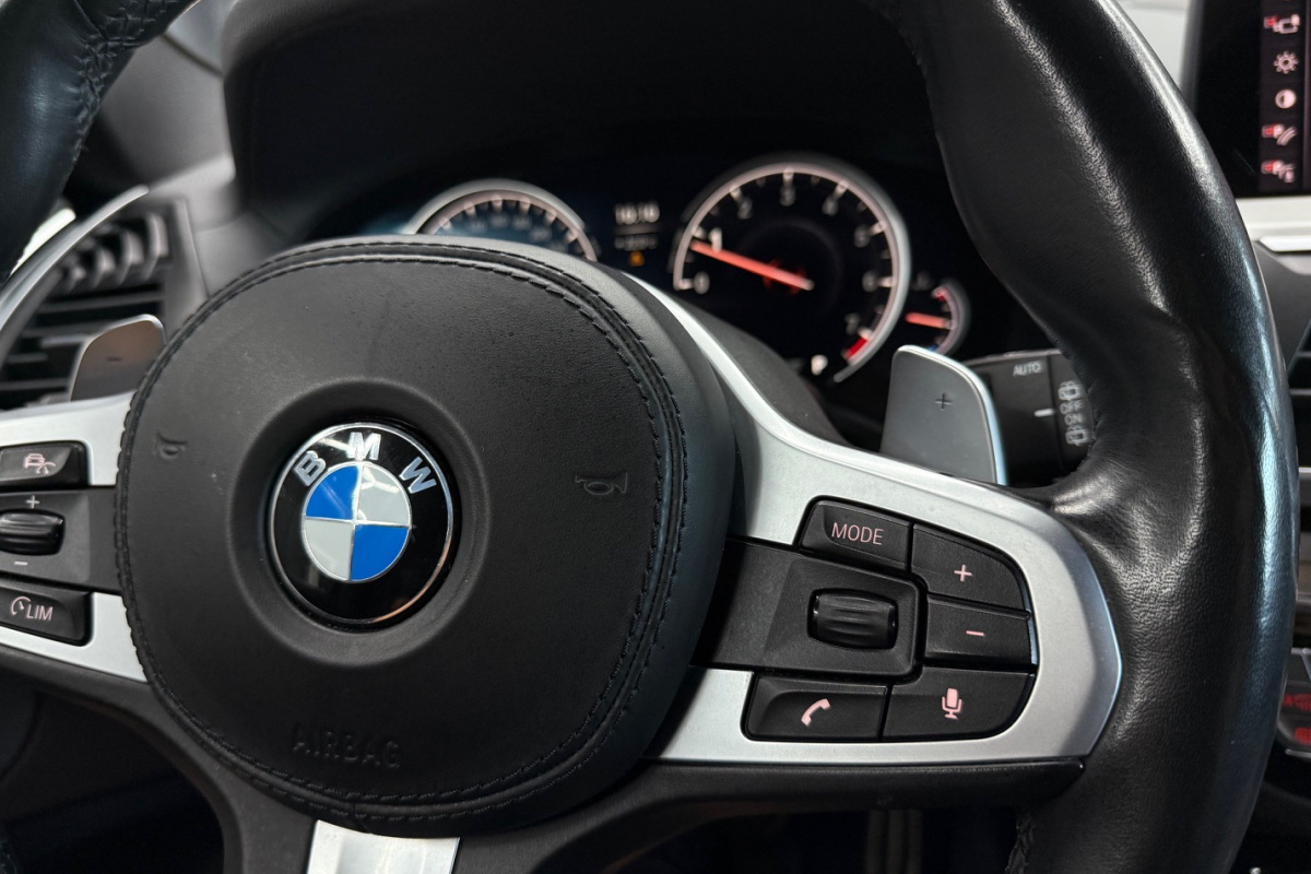 Ponuka vozidiel / BMW X3 M40i A/T - video