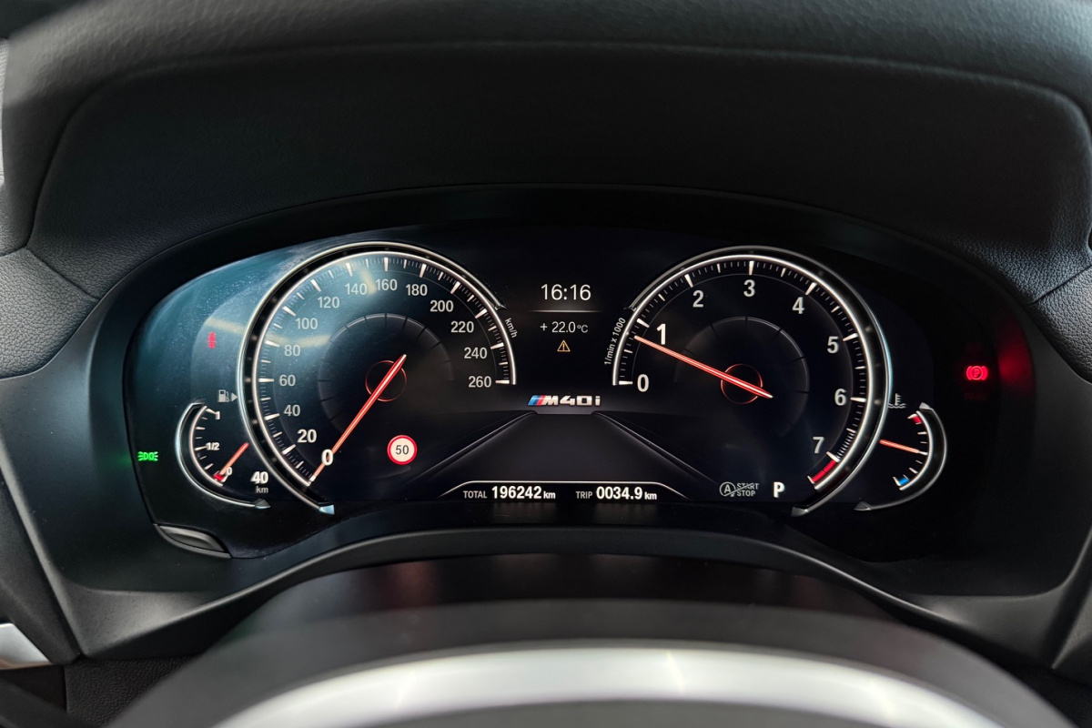 Ponuka vozidiel / BMW X3 M40i A/T - video