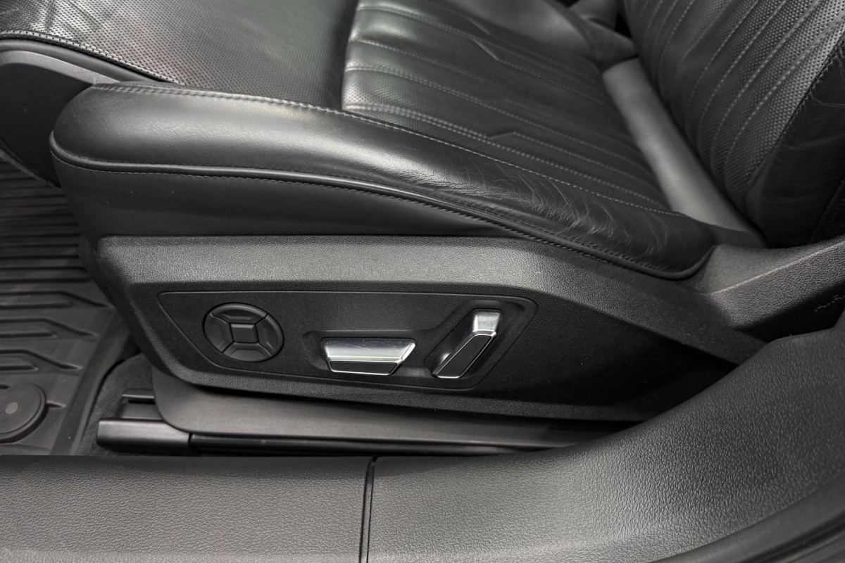 Ponuka vozidiel / Audi A6 50 3.0 TDI mHEV Design quattro tiptronic - video
