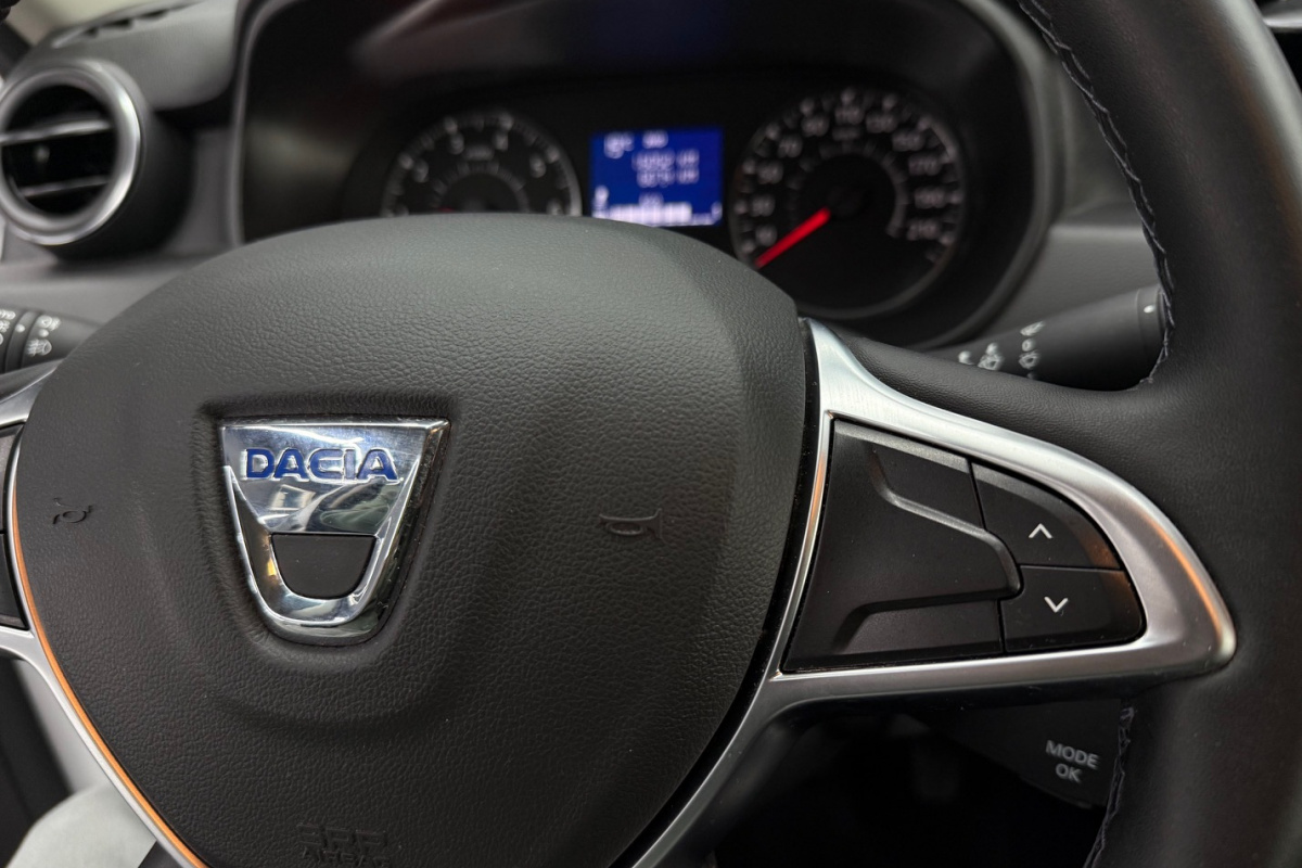 Ponuka vozidiel / Dacia Duster TCe 96 S S GPF Comfort 4x4 - video