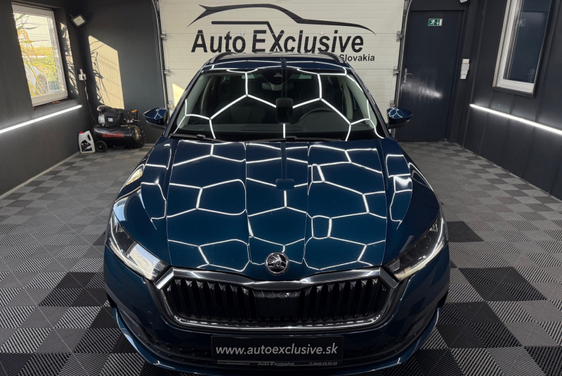  Ponuka vozidiel / Škoda Octavia Combi 2.0 TDI Ambition DSG - video