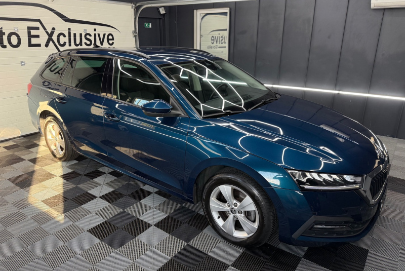  Ponuka vozidiel / Škoda Octavia Combi 2.0 TDI Ambition DSG - video