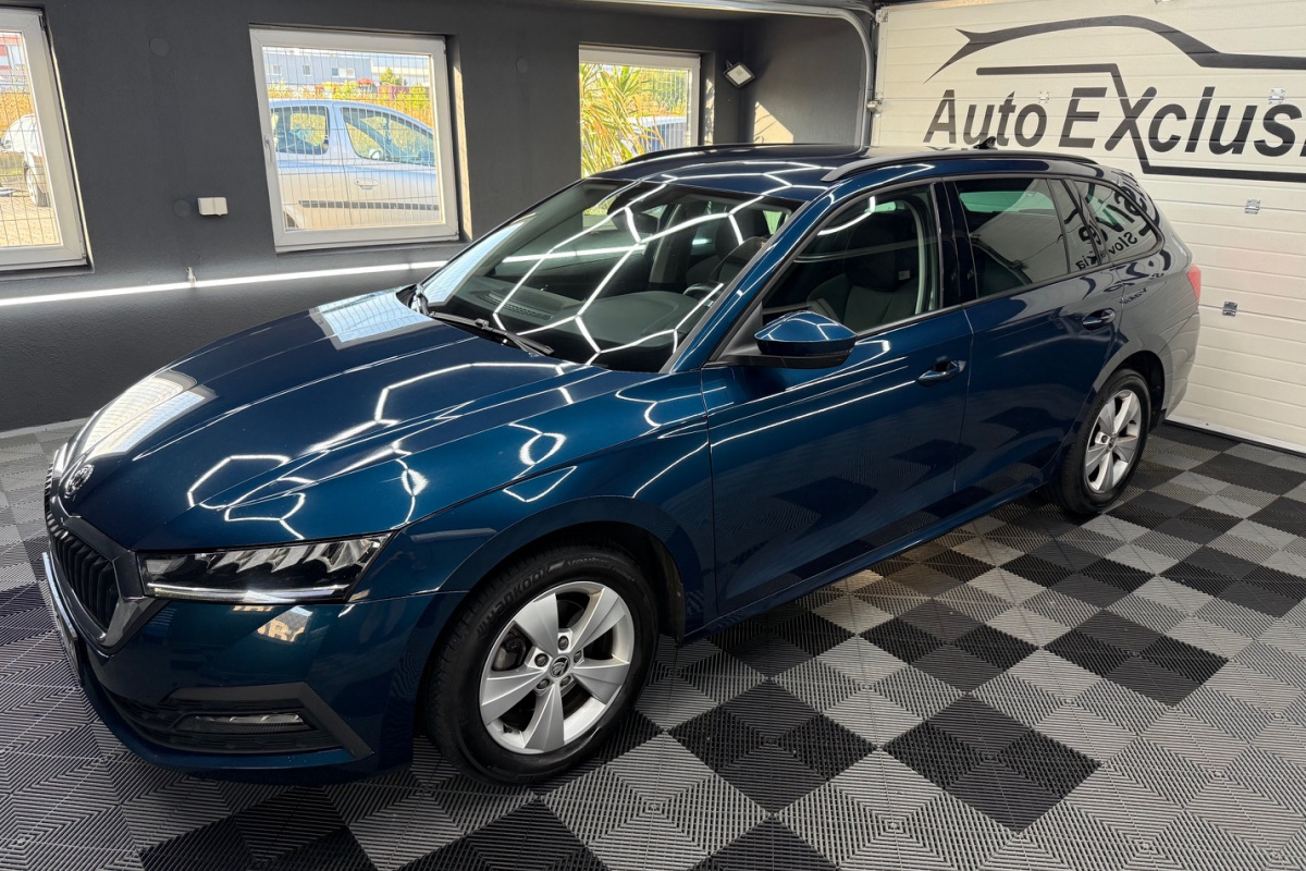 Ponuka vozidiel / Škoda Octavia Combi 2.0 TDI Ambition DSG - video