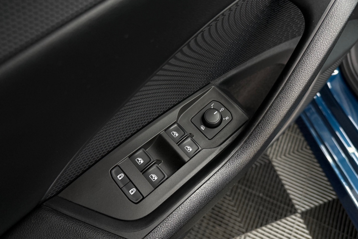 Ponuka vozidiel / Škoda Octavia Combi 2.0 TDI Ambition DSG - video