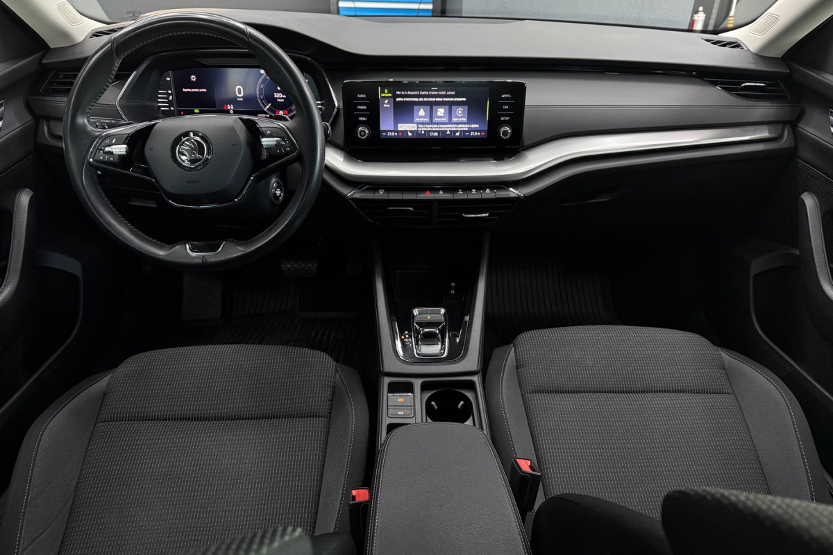 Ponuka vozidiel / Škoda Octavia Combi 2.0 TDI Ambition DSG - video