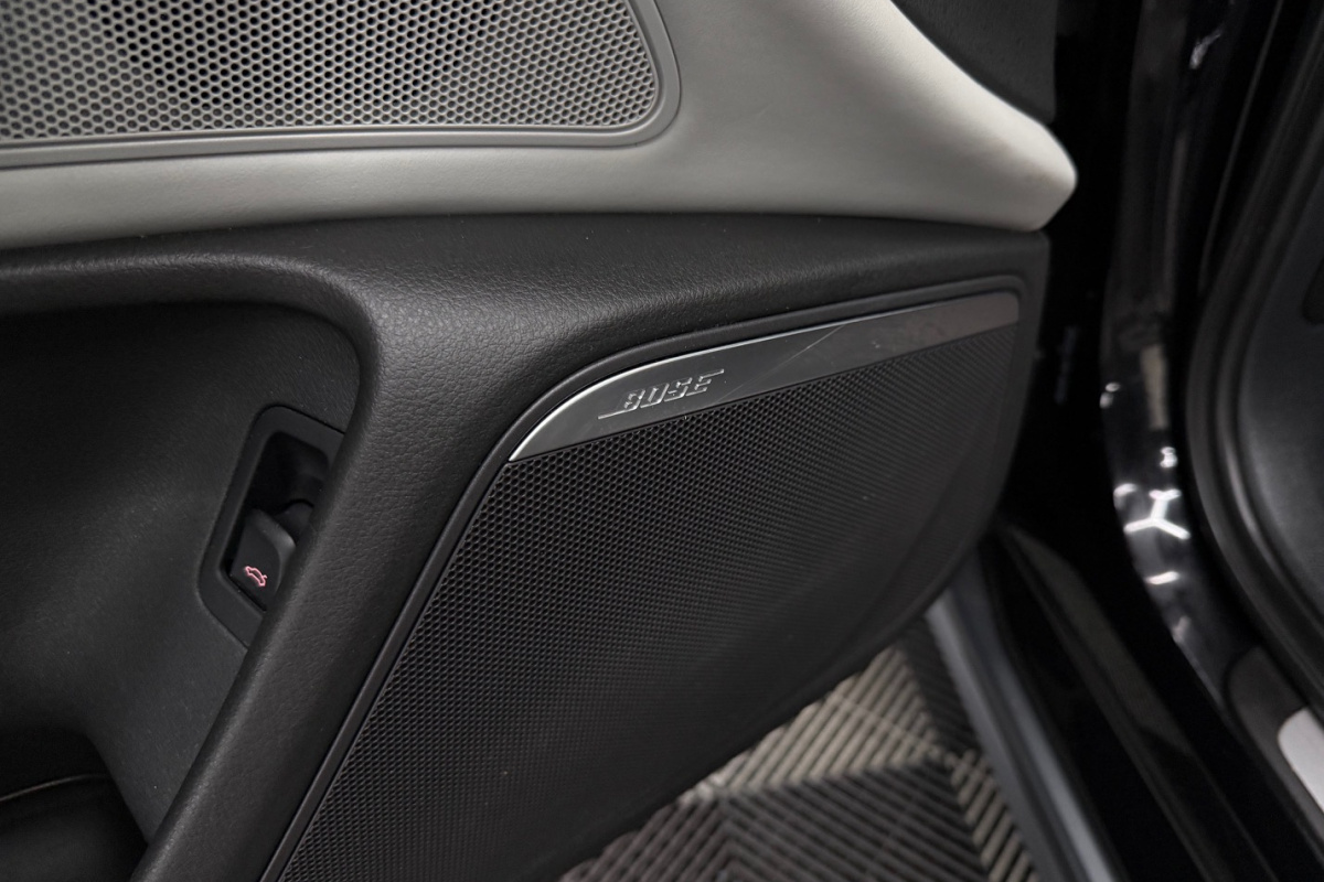 Ponuka vozidiel / Audi A6 Allroad 3.0 TDI quattro S tronic - video Ponuka vozidiel / Audi A6 Allroad 3.0 TDI quattro S tronic - video