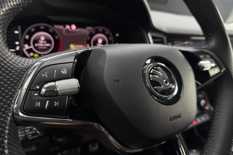 Ponuka vozidiel / Škoda Kodiaq 2.0 TSI Style 4x4 DSG - video  Ponuka vozidiel / Škoda Kodiaq 2.0 TSI Style 4x4 DSG - video