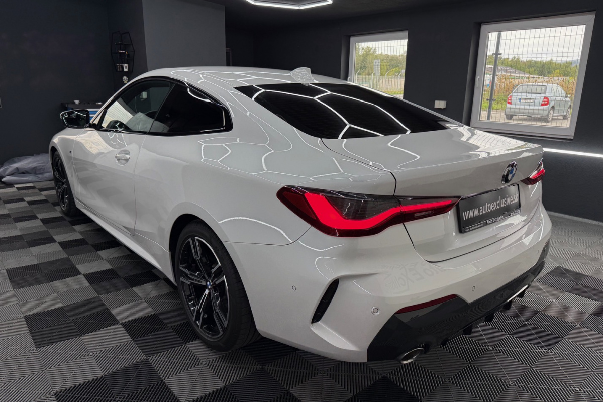 Ponuka vozidiel / BMW Rad 4 Coupé 430i A/T - video Ponuka vozidiel / BMW Rad 4 Coupé 430i A/T - video