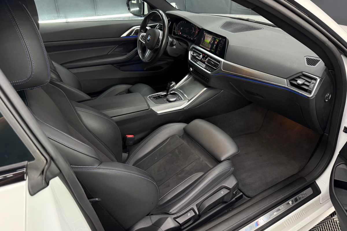 Ponuka vozidiel / BMW Rad 4 Coupé 430i A/T - video Ponuka vozidiel / BMW Rad 4 Coupé 430i A/T - video