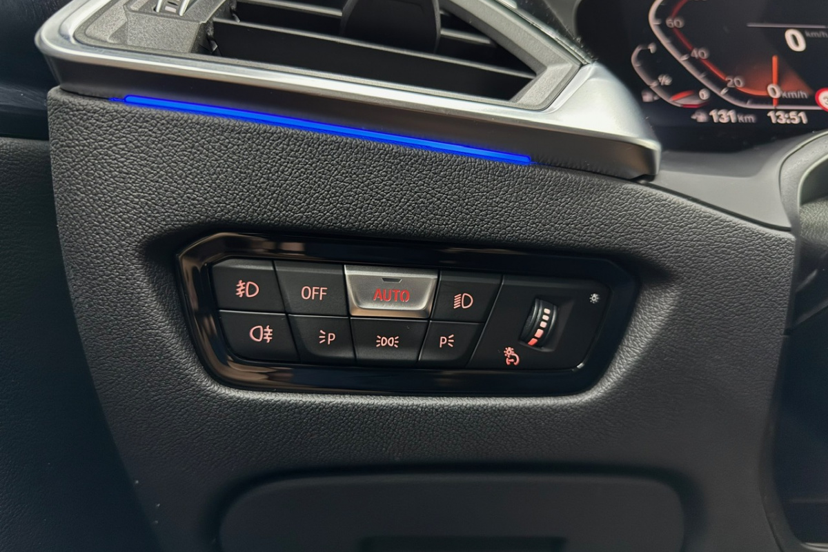Ponuka vozidiel / BMW Rad 4 Coupé 430i A/T - video