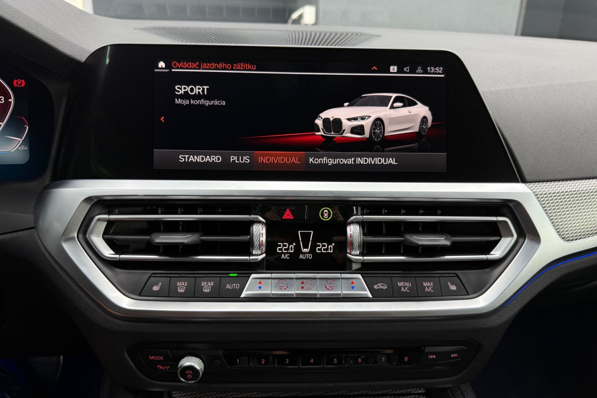 Ponuka vozidiel / BMW Rad 4 Coupé 430i A/T - video