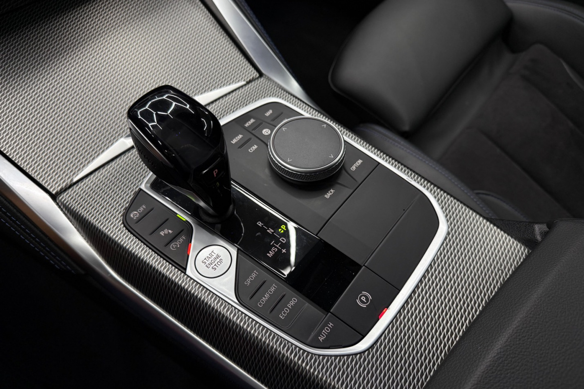 Ponuka vozidiel / BMW Rad 4 Coupé 430i A/T - video