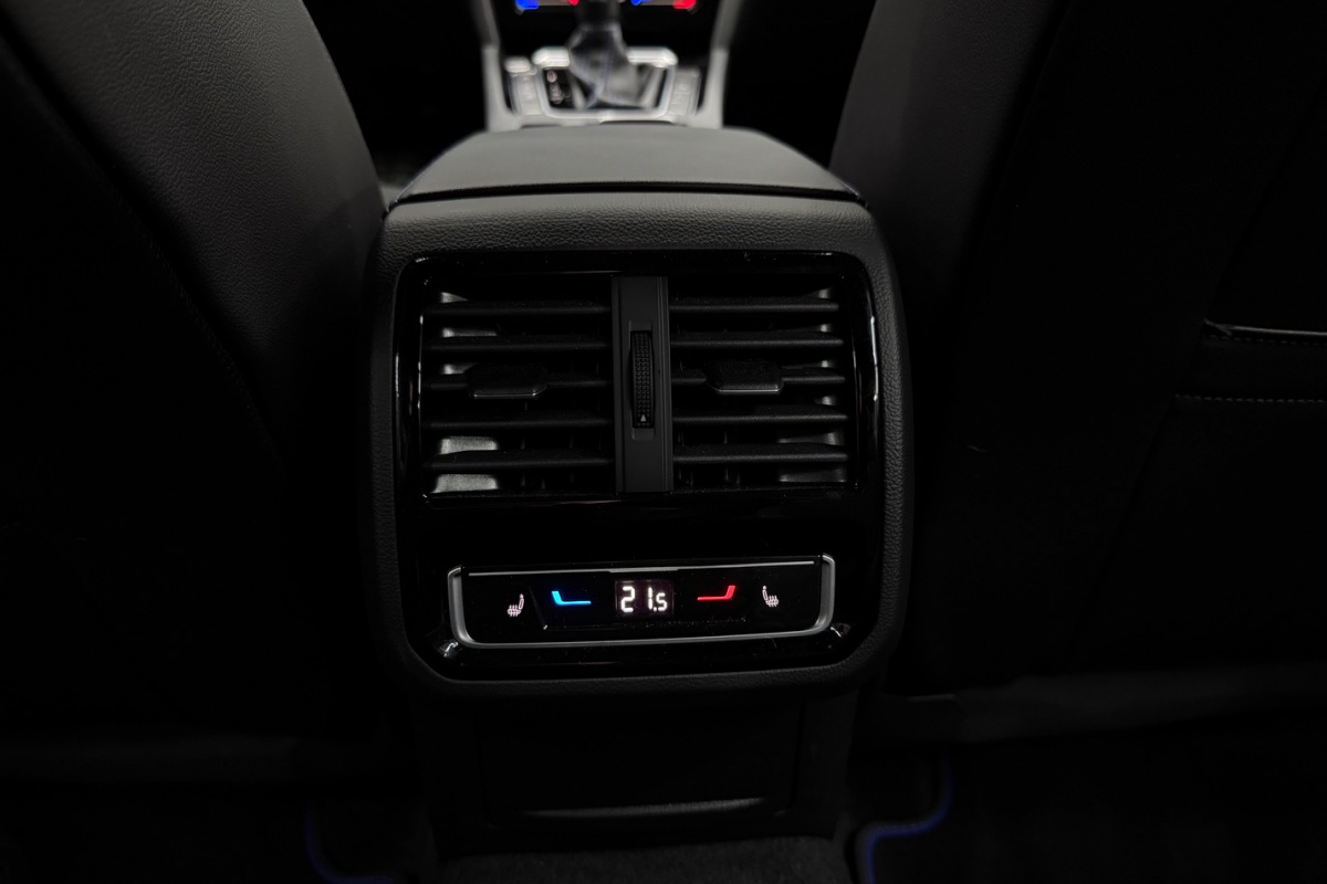 Ponuka vozidiel / Volkswagen Arteon Shooting Brake SB 2.0 TSI R 4Motion DSG - video Ponuka vozidiel / Volkswagen Arteon Shooting Brake SB 2.0 TSI R 4Motion DSG - video