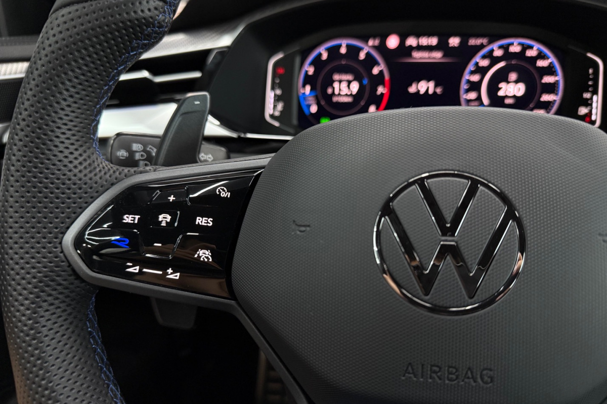 Ponuka vozidiel / Volkswagen Arteon Shooting Brake SB 2.0 TSI R 4Motion DSG - video