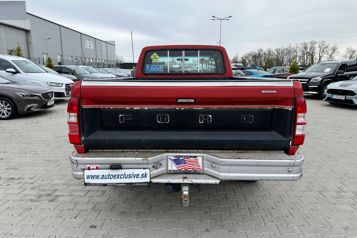 Ponuka vozidiel / Ford F-250 Super Cap XL - video