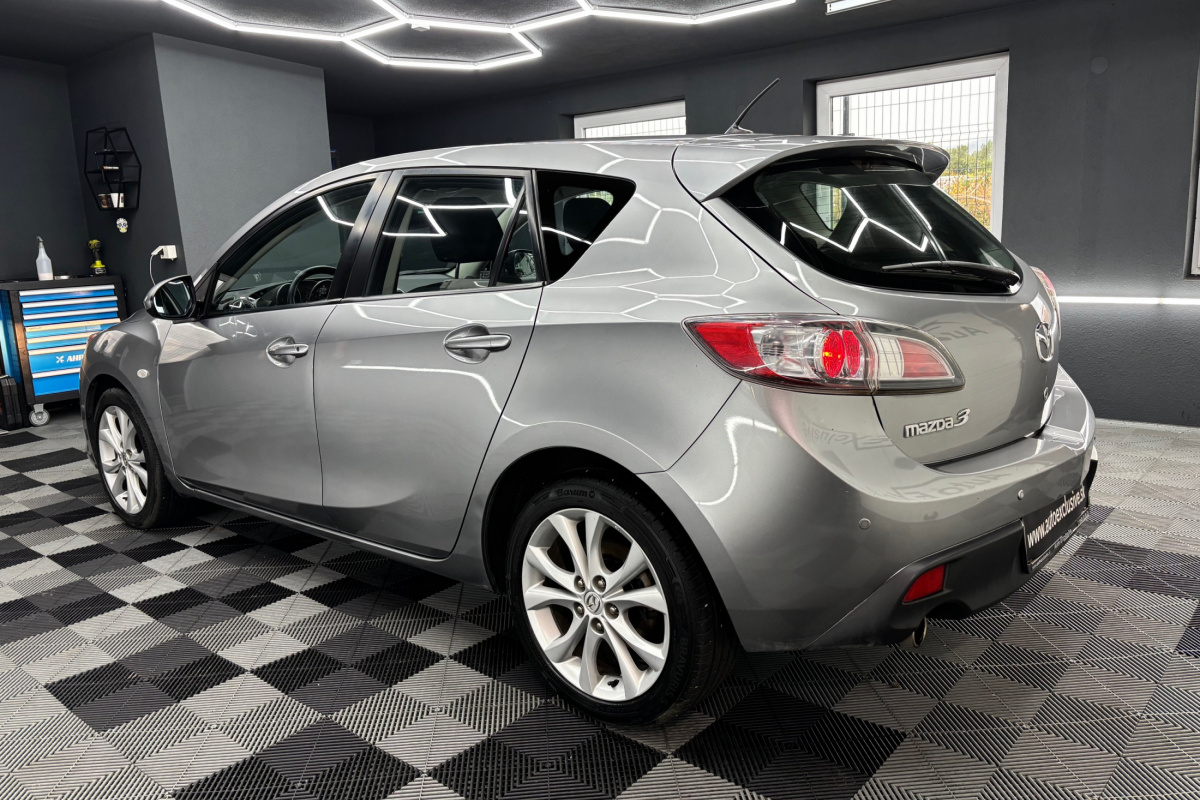 Ponuka vozidiel / Mazda 3 2.0i AUTOMAT - video Ponuka vozidiel / Mazda 3 2.0i AUTOMAT - video