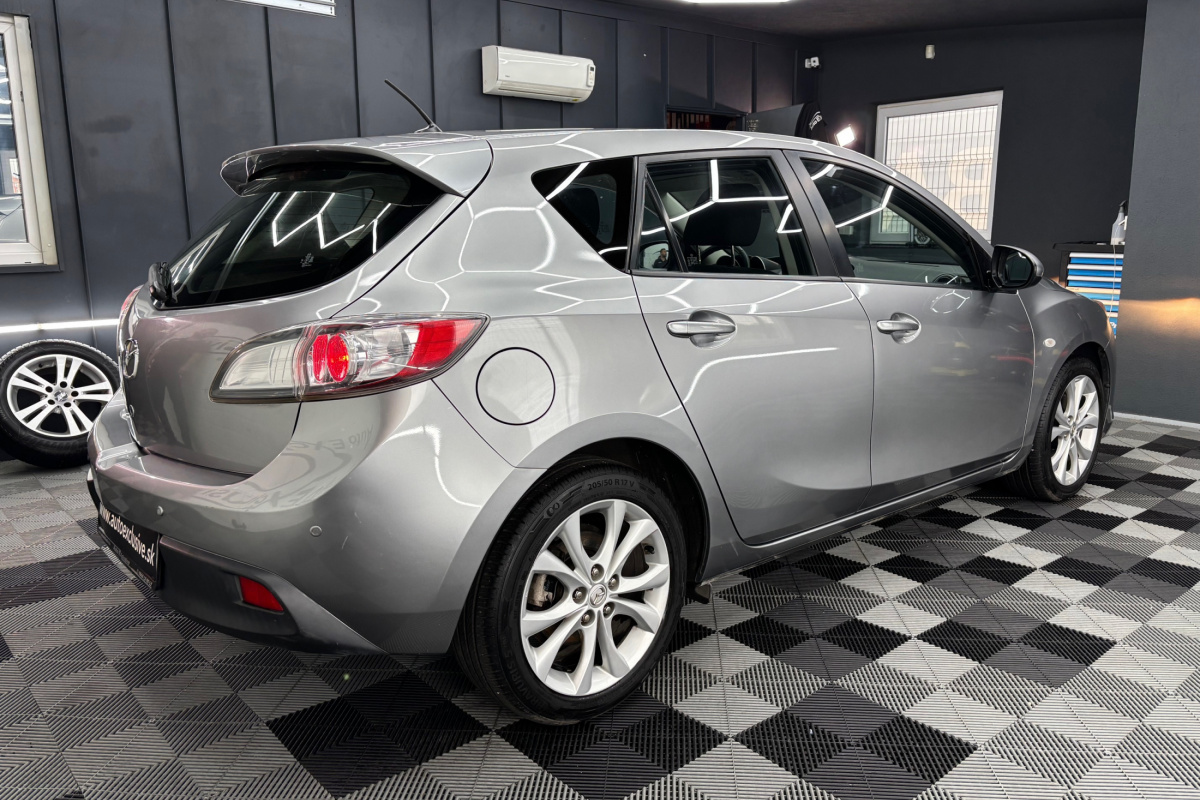 Ponuka vozidiel / Mazda 3 2.0i AUTOMAT - video