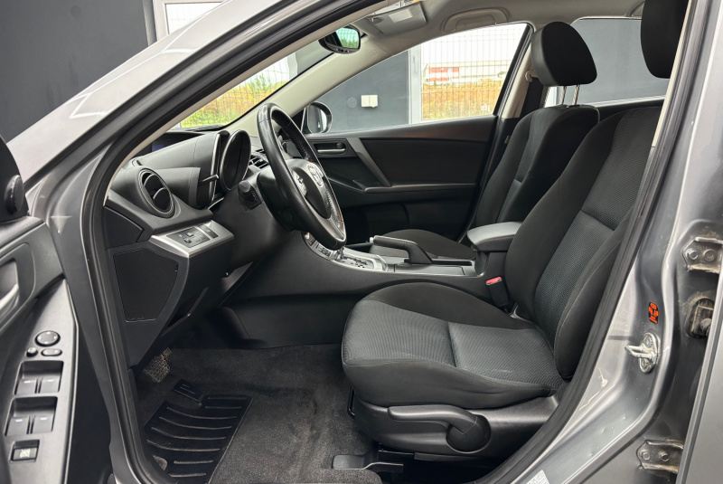  Ponuka vozidiel / Mazda 3 2.0i AUTOMAT - video