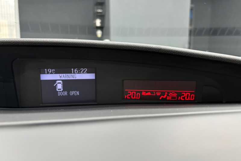  Ponuka vozidiel / Mazda 3 2.0i AUTOMAT - video