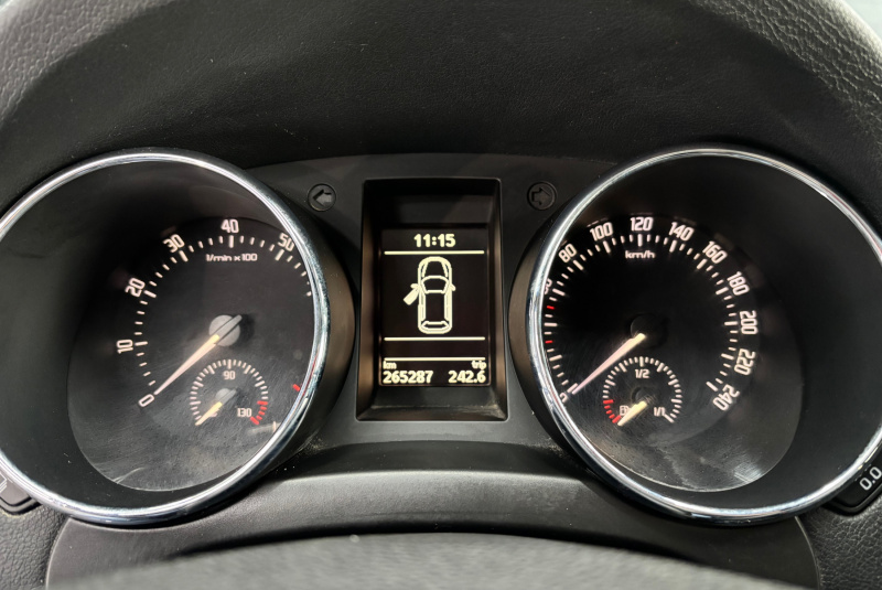  Ponuka vozidiel / Škoda Yeti 1.2 TSI Active - video