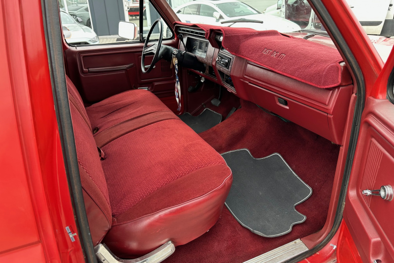  Ponuka vozidiel / Ford F-250 Super Cap XL - video